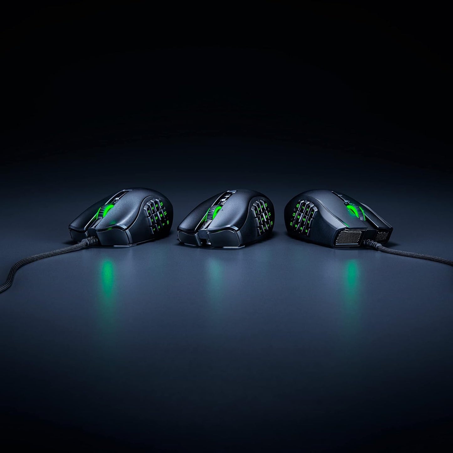 Razer Naga X Wired MMO Gaming Mouse: 18K DPI Optical Sensor - 2nd-gen Optical Switch - Chroma RGB Lighting - 16 Programmable Buttons - 85g - Classic Black