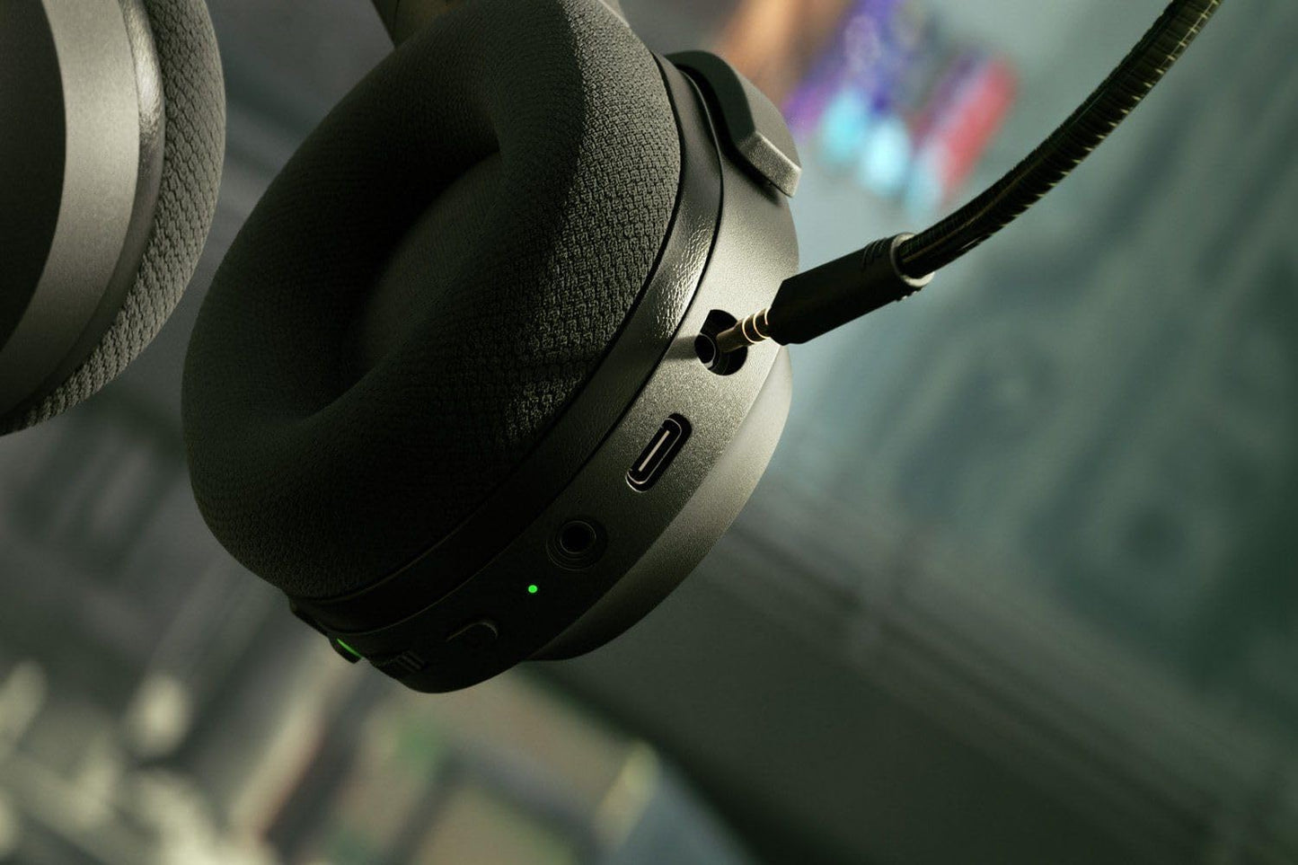 Razer Barracuda X Wireless Multi-Platform Gaming and Mobile Over Ear Headset with Breathable Memory Foam Cushions